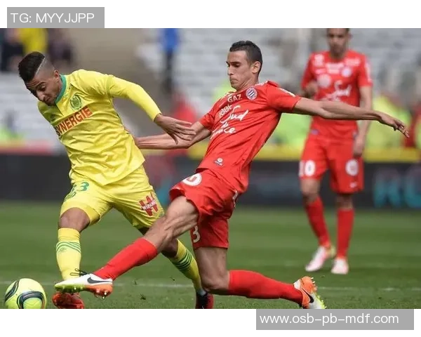 足球巨星霸气解说揭秘赛场瞬间全程热血对决的背后故事与激情